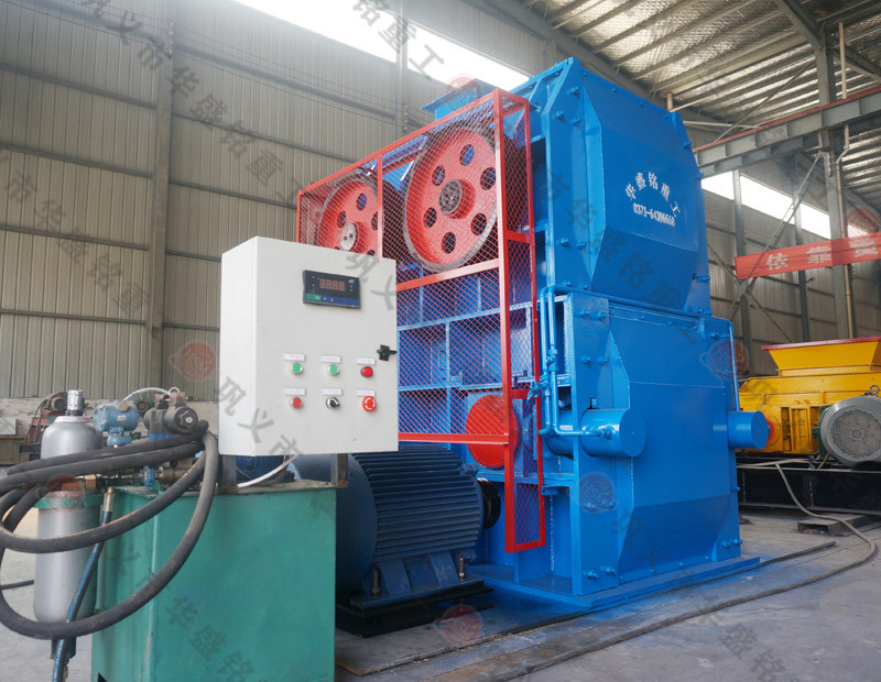 四輥破碎機(jī)接連發(fā)貨，華盛銘忙忙碌碌