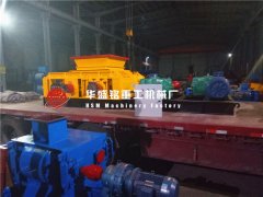 雙齒輥破碎機(jī)如何排料才能不堵料？