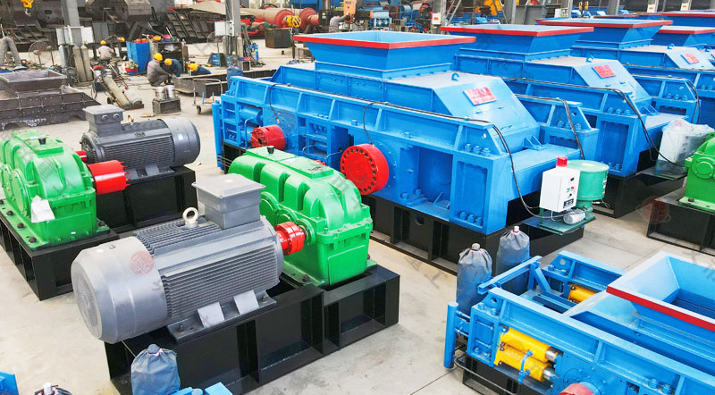 鄭州對(duì)輥制砂機(jī)能否達(dá)到時(shí)產(chǎn)100噸？報(bào)價(jià)貴嗎？