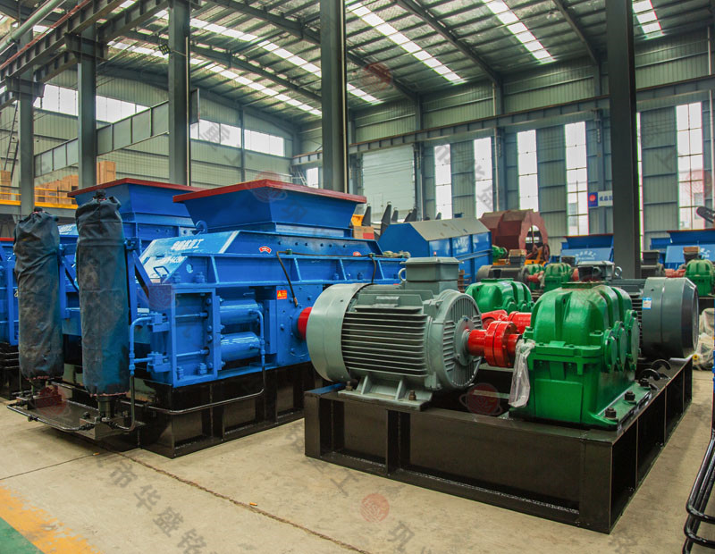 每小時200噸的對輥制砂機多少錢一臺？（附視頻）